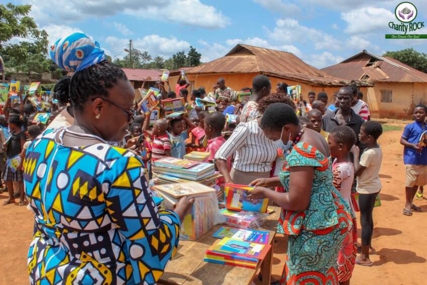 Read to Know — CharityRock Foundation outreach